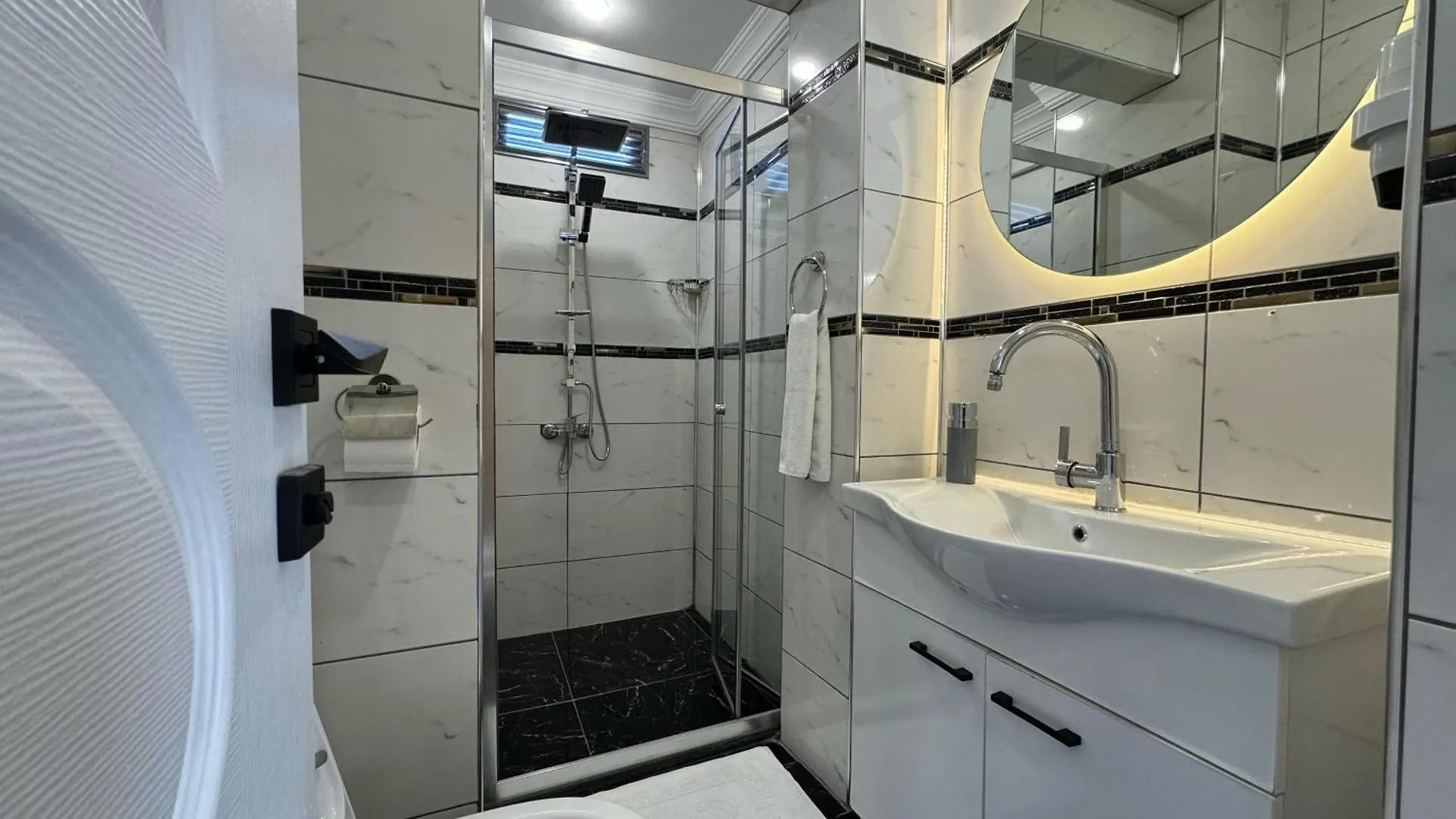 Lägenhetshotell Dizayn Apart Otel Istanbul